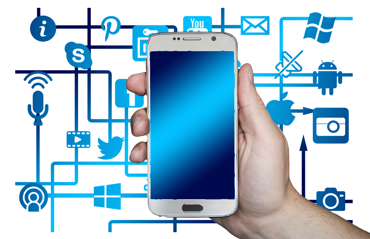 短信和社交媒体的比较