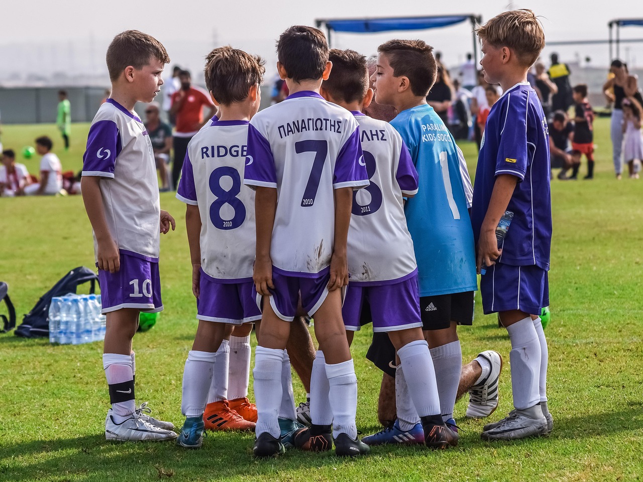 不同类型技术支持的技术原理：触发式刷元以及普通刷元技术支持