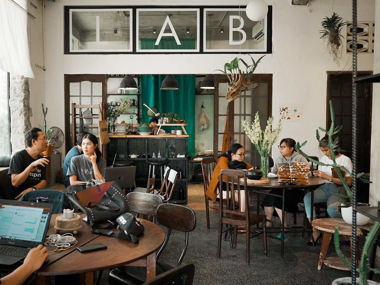 技术支持辅助的伦理道德:该不该使用它?